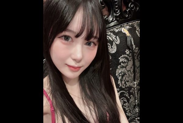 [FC2-PPV-3923337] [No] Observation with Cusco vaginal speculum after creampie An underground idol girlfriend s maid Creampies her 20-year-old slender Hina in missionary position 9th work [Sakai]