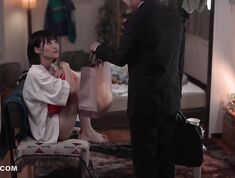 [Reducing Mosaic]HMN-752 I Picked Up A Runaway Girl And We Started Living Together Legally In A One-room Apartment. When She Resisted Being Touched During No-hands Creampie Sex The Runaway Girl’