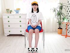 [Reducing Mosaic]HMN-237 Rookie 18 Years Old Escape From NEET Great Strategy A Girl With A Small Personality Who Charges 100 000 Monthly For A Game By Biting Her Parents’ Snakes A Girl Like A Ra