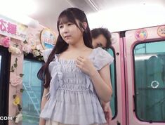 [Reducing Mosaic]DVMM-351 The Best Magic Mirror Van PREMIUM Miss Campus Female College Student’s First Public Deep Kiss Edition A Beautiful Girl Who Will Catch Everyone’s Eye Passionately Entang