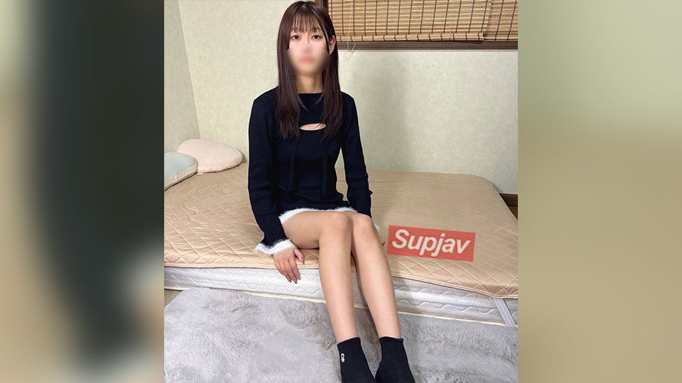 FC2PPV 4865843 [Complete Amateur First Time Filming] Beautiful Legs X Beautiful Butt 18-Year-Old College Girl♡Her Innocent Shy And Somewhat Awkward Reactions Are Irresistible.♡Confused By The Un.mp4