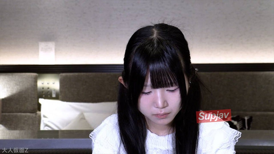 FC2PPV 4867745 [Amateur First Time Filming] Sumire 18 163cm 47kg D-Cup Is Incredibly Cute. Apparently It s Not Really Okay But In The End She Accepts Kissing Cumming Inside And Anal Penetration From A Middle-Aged Man With A Belly.