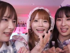HMN-835 A Themed Cafe Where You Can Have Sex If You Support Them Three Pairs Of Girls Fight Over Me A Big Spender Trying To Seduce Me Into Unprotected Sex Manager Mio Original Member Kotone
