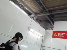 [Reducing Mosaic]NEOS-003 Haunting 03 A Long-term Voyeur Record Of A Cd Who Goes To School By Train While Swinging His Backpack Vigorously With A Double Knot In Uniform And Plain Clothes