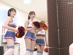 [Reducing Mosaic]HUNTB-645 Costume Part-time Job Is Erotic Cheerleader And Dressing Room Together Moreover I Changed My Clothes In Front Of Me Because I Was Careless With A Cute Costume Forget T